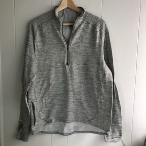 Nike tech fleece half zip pullover sweatshirt